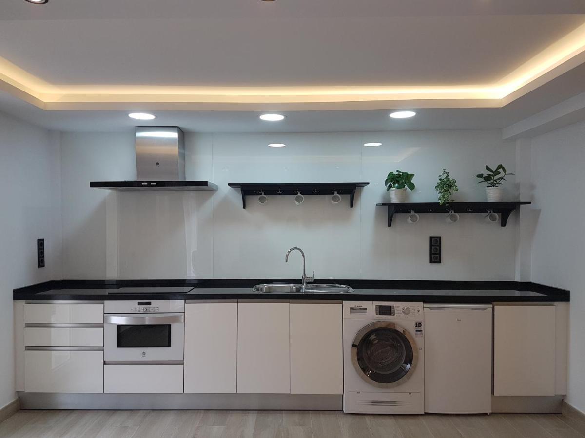 Pepes Home 3 Habitaciones & Parking Gratis トレモリノス エクステリア 写真